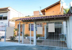 Foto 1 de Casa com 4 Quartos à venda, 167m² em Passo da Areia, Porto Alegre