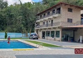 Foto 1 de Fazenda/Sítio com 3 Quartos para alugar, 400m² em Centro, Mairiporã