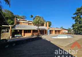Foto 1 de Casa com 3 Quartos para venda ou aluguel, 2070m² em Jardim Salete, Taboão da Serra