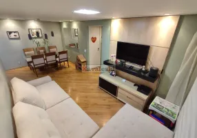 Foto 1 de Apartamento com 2 Quartos à venda, 64m² em Jardim Santa Emília, São Paulo