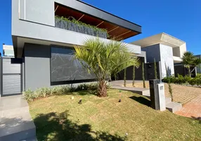 Foto 1 de Casa de Condomínio com 4 Quartos à venda, 207m² em Alphaville Campo Grande, Campo Grande
