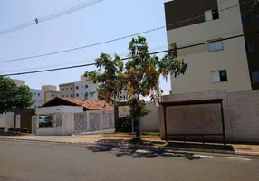 Foto 1 de Apartamento com 2 Quartos para alugar, 45m² em Jardim Maria Luiza, Londrina