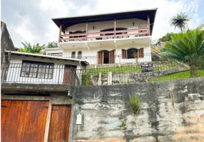Foto 1 de Casa com 3 Quartos à venda, 167m² em Fazendinha, Teresópolis