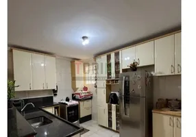 Foto 1 de Casa com 3 Quartos à venda, 140m² em Adelino Simioni, Ribeirão Preto