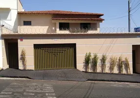Foto 1 de Casa com 3 Quartos à venda, 280m² em Vigilato Pereira, Uberlândia