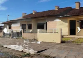 Foto 1 de Casa com 2 Quartos à venda, 45m² em Salinas, Cidreira