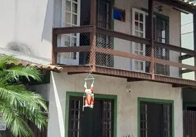 Foto 1 de Casa com 3 Quartos à venda, 118m² em Sapê, Niterói