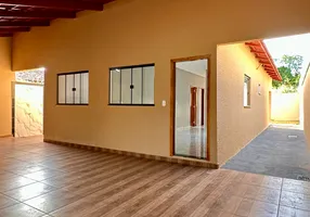 Foto 1 de Casa com 3 Quartos à venda, 300m² em Setor Maysa, Trindade