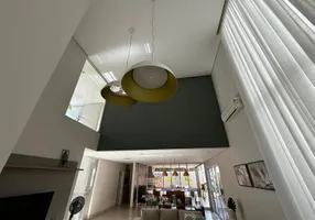 Foto 1 de Casa de Condomínio com 3 Quartos à venda, 400m² em Vila Aviação, Bauru