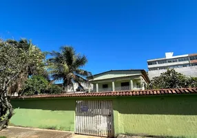 Foto 1 de Casa com 4 Quartos à venda, 180m² em Setiba, Guarapari