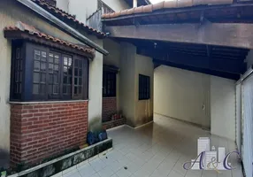 Foto 1 de Sobrado com 5 Quartos para alugar, 230m² em Jardim D'abril, Osasco