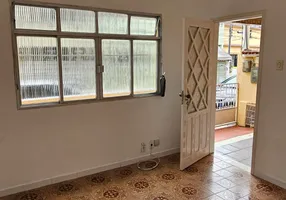 Foto 1 de Casa com 2 Quartos para alugar, 80m² em Patronato, São Gonçalo