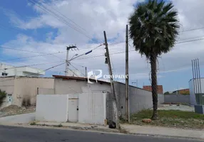 Foto 1 de Lote/Terreno para alugar, 180m² em Curió, Fortaleza