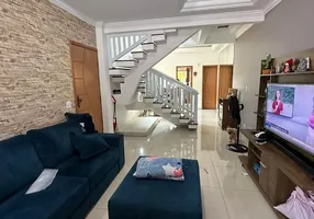 Foto 1 de Casa de Condomínio com 3 Quartos à venda, 143m² em Canto do Forte, Praia Grande