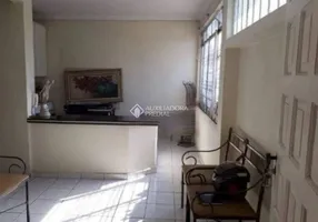 Foto 1 de Sobrado com 3 Quartos para alugar, 220m² em Anchieta, São Bernardo do Campo