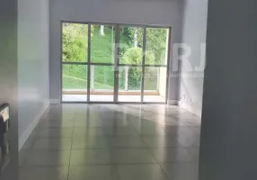 Foto 1 de Apartamento com 2 Quartos à venda, 86m² em Valparaiso, Petrópolis