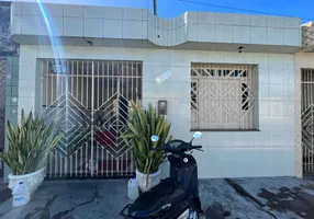 Foto 1 de Casa com 3 Quartos à venda, 100m² em Mamede Paes Mendonca, Itabaiana