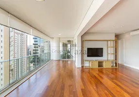 Foto 1 de Apartamento com 2 Quartos para venda ou aluguel, 123m² em Itaim Bibi, São Paulo