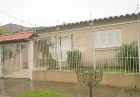 Foto 1 de Casa com 2 Quartos à venda, 133m² em Santa Maria Goretti, Porto Alegre