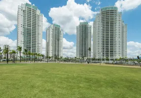 Foto 1 de Apartamento com 4 Quartos à venda, 197m² em Água Branca, São Paulo