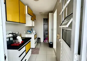 Foto 1 de Apartamento com 3 Quartos à venda, 77m² em Jardim Renascença, São Luís
