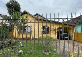 Foto 1 de Casa com 5 Quartos à venda, 106m² em Medianeira, Porto Alegre