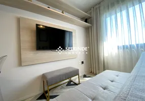 Foto 1 de Apartamento com 1 Quarto para alugar, 27m² em Mont' Serrat, Porto Alegre