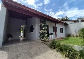 Foto 1 de Casa com 3 Quartos à venda, 220m² em Parque Albina, Taboão da Serra