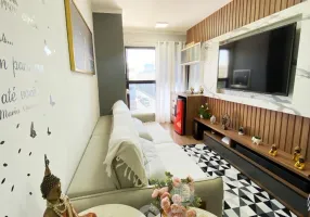 Foto 1 de Apartamento com 2 Quartos à venda, 55m² em Espinheiros, Itajaí