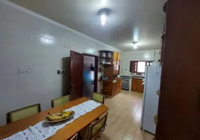 Foto 1 de Casa com 3 Quartos à venda, 190m² em Vila Yolanda, Osasco