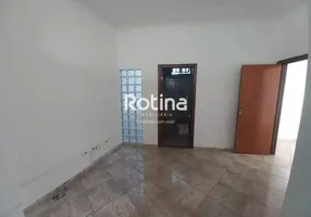 Foto 1 de Sala Comercial para alugar, 15m² em Santa Mônica, Uberlândia