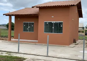 Foto 1 de Casa com 2 Quartos à venda, 60m² em Caluge, Itaboraí