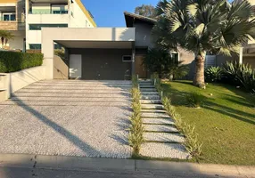 Foto 1 de Casa de Condomínio com 3 Quartos à venda, 271m² em Jardim do Golf I, Jandira