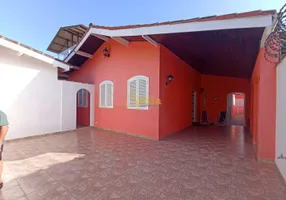 Foto 1 de Casa com 5 Quartos à venda, 176m² em Balneário Praia do Pernambuco, Guarujá
