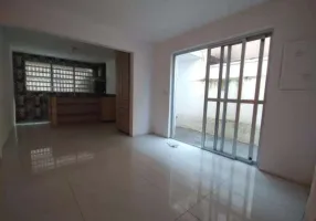 Foto 1 de Casa com 3 Quartos à venda, 125m² em Ferreira, São Paulo