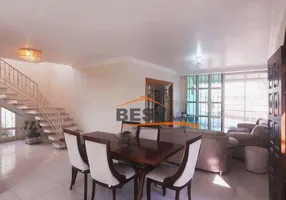 Foto 1 de Sobrado com 4 Quartos à venda, 250m² em Vila Romana, São Paulo