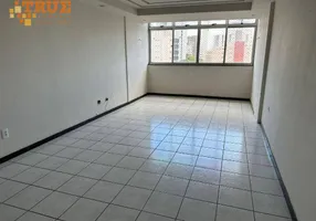 Foto 1 de Apartamento com 2 Quartos à venda, 81m² em Madalena, Recife