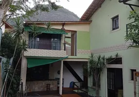 Foto 1 de Casa com 3 Quartos para alugar, 290m² em Jacarepaguá, Rio de Janeiro