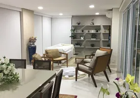 Foto 1 de Apartamento com 3 Quartos à venda, 215m² em Santana, São Paulo