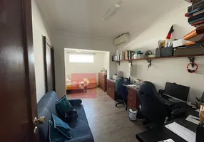 Foto 1 de Casa com 5 Quartos à venda, 264m² em Moema, São Paulo