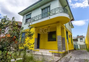 Foto 1 de Casa com 3 Quartos à venda, 189m² em Petrópolis, Porto Alegre