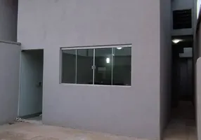 Foto 1 de Casa com 2 Quartos à venda, 64m² em Residencial Maria Lourenca, Goiânia