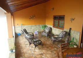 Foto 1 de Sobrado com 5 Quartos à venda, 240m² em Loteamento Villa Branca, Jacareí