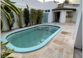 Foto 1 de Casa com 3 Quartos à venda, 240m² em Jardim Karaíba, Uberlândia