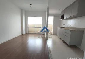 Foto 1 de Apartamento com 3 Quartos à venda, 67m² em Jardim Tatiani, Londrina