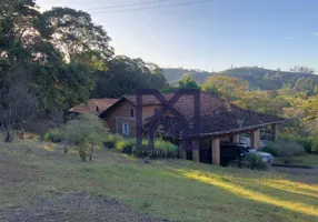 Foto 1 de Fazenda/Sítio com 5 Quartos à venda, 180000m² em Anhumas, Itajubá