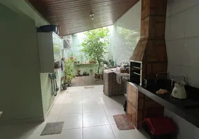 Foto 1 de Casa de Condomínio com 3 Quartos à venda, 140m² em Jardim das Palmeiras, Cuiabá