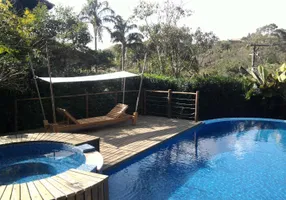 Foto 1 de Casa de Condomínio com 4 Quartos à venda, 280m² em Águas da Fazendinha, Carapicuíba