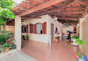 Foto 1 de Casa com 5 Quartos à venda, 210m² em Inocoop, Camaçari