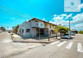 Foto 1 de Casa com 4 Quartos para venda ou aluguel, 262m² em Cambeba, Fortaleza